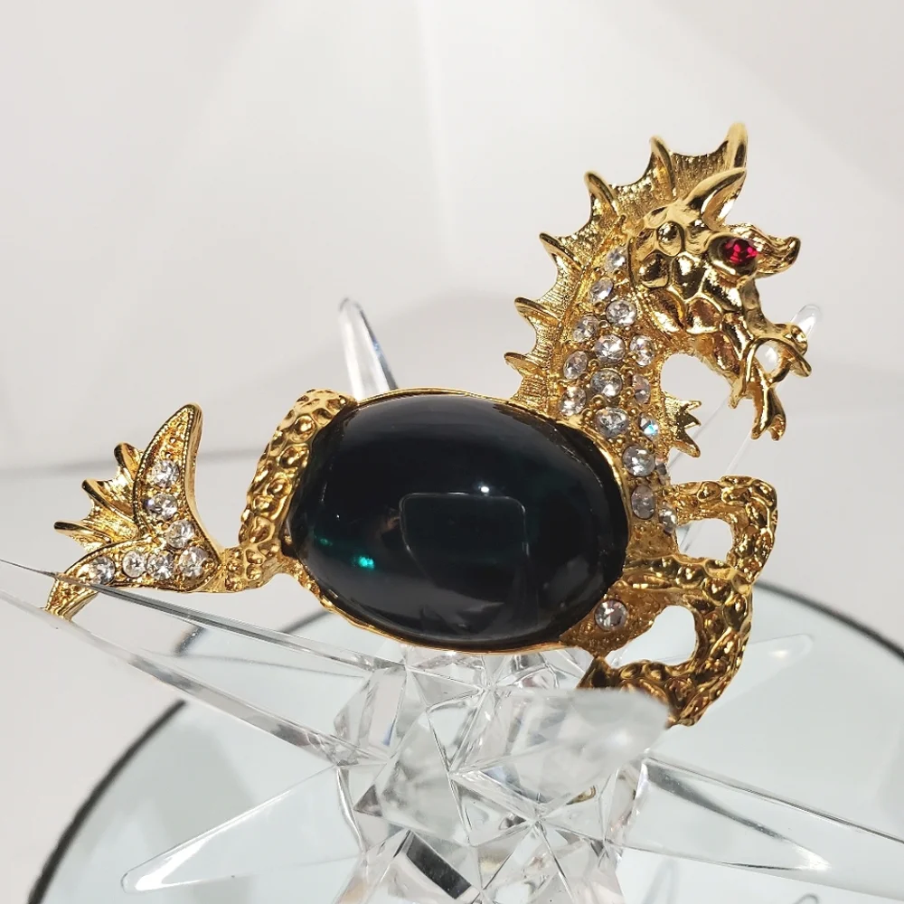 Stunning KJL Jelly Belly Sea Dragon Brooch
